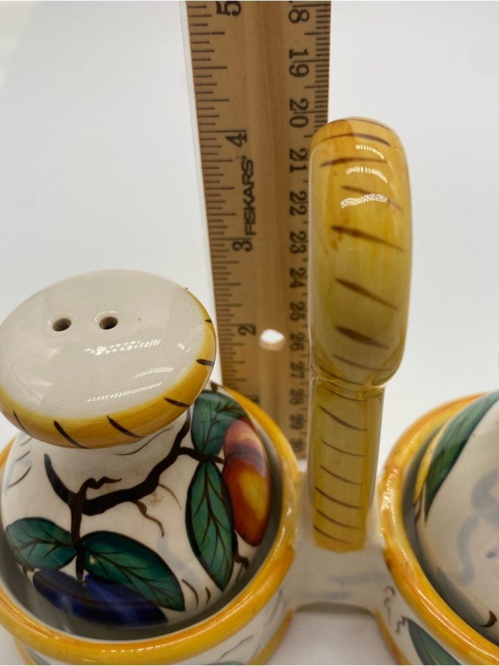 Salt and pepper shakers with caddie - Picture 8 of 10